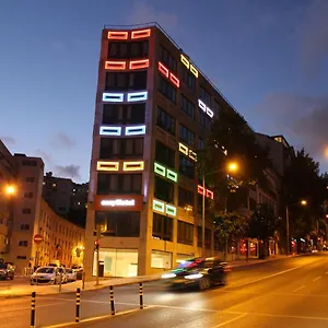 2* מלון Easyhotel