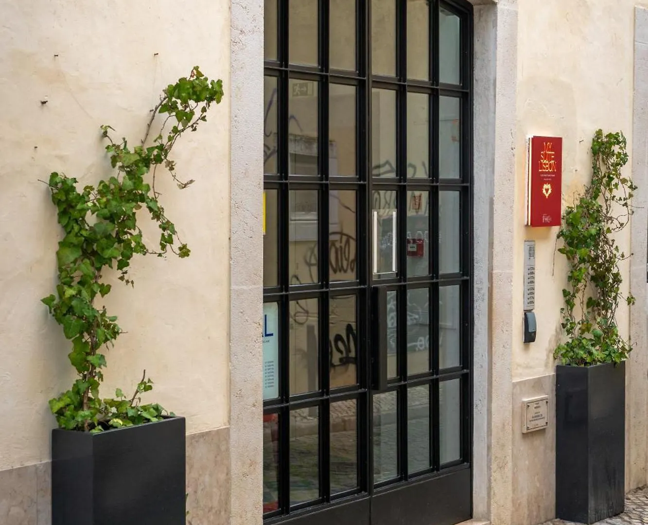 My Suite Lisbon Serviced Apartments - Principe Real 4*,