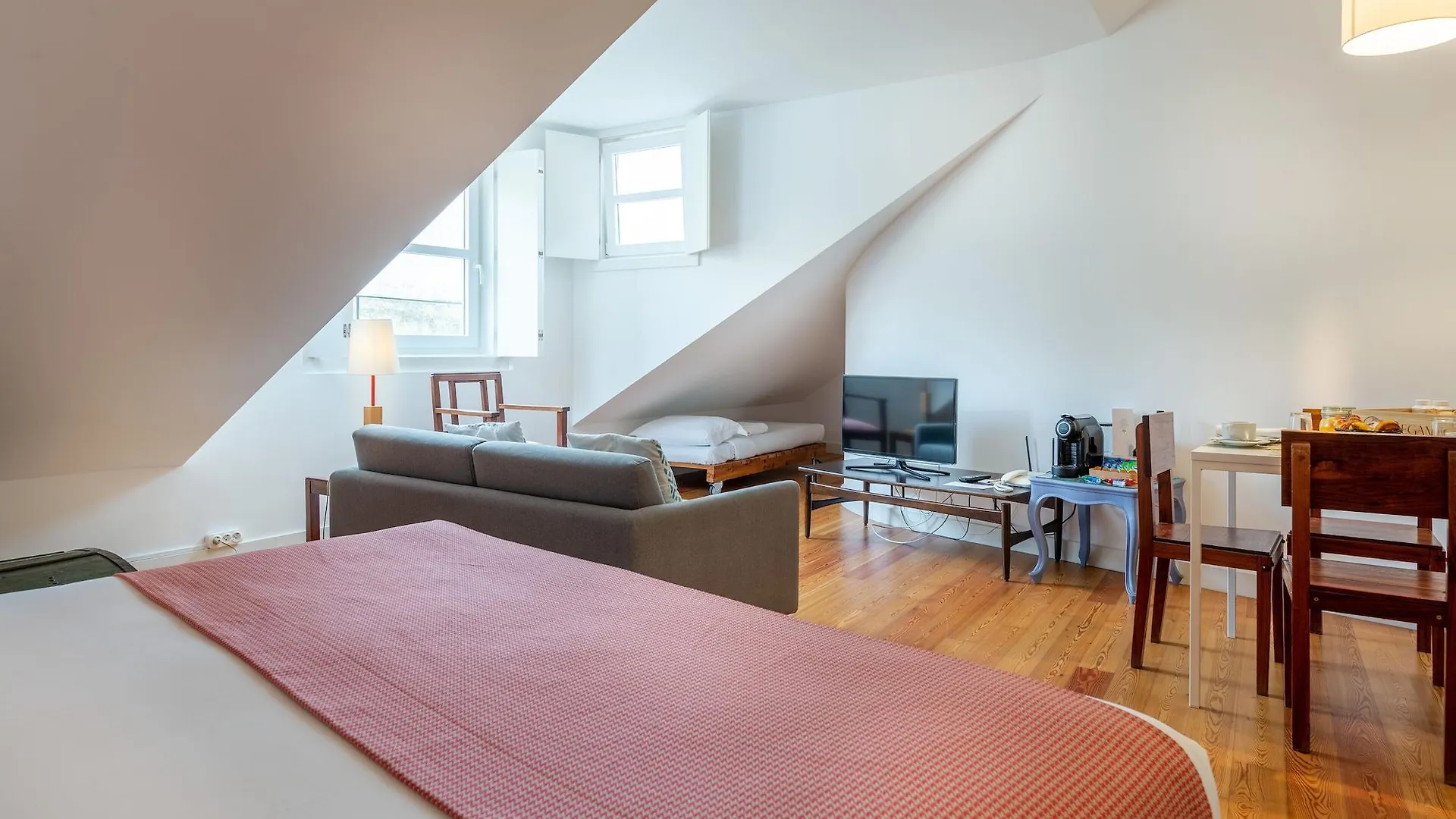Aparthotel My Suite Lisbon Serviced Apartments - Principe Real